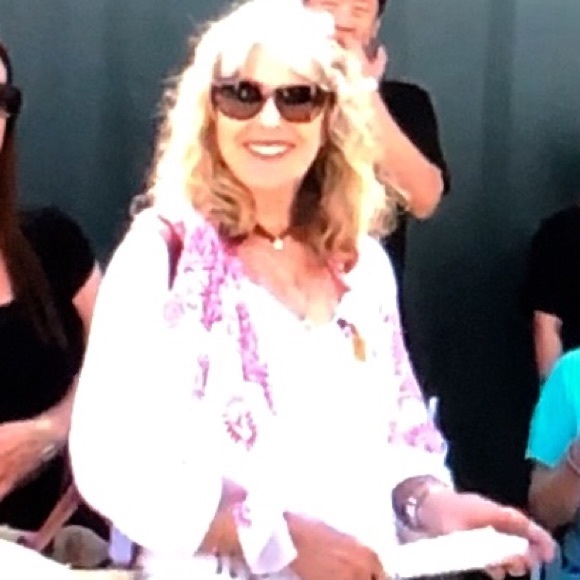 Meet your Posh Ambassador, Karen-Michele - Picture 2 of 4